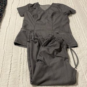 Jaanuu graphite medium petite joggers scrub set with 4 pocket top